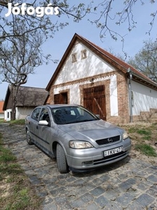 Opel Astra G 1.8. Benzin