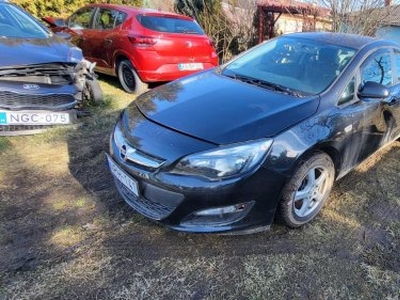 Opel Astra J Sedan 1.6 Business Magyarországi.E...