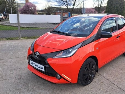 Toyota Aygo 1.0 x-clusive Foglalózva!