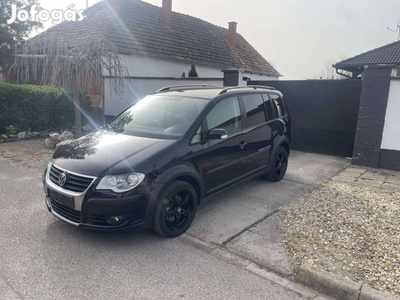 Volkswagen Touran Cross2.0 PD TDI DPF