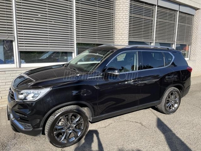 SSANGYONG REXTON 2.2 e-XDI Premium 4WD (Automata) Végig vezetett szervizkönyv. garanciális. friss szerviz