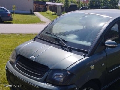 Microcar Kis motor jogsival vezethető!