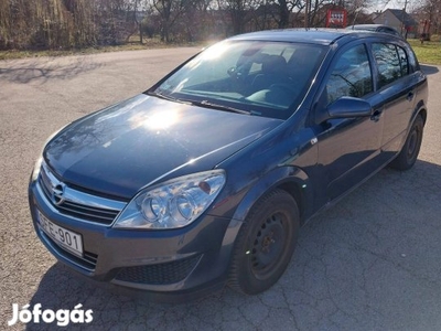 Opel Astra H 1.6 Cosmo