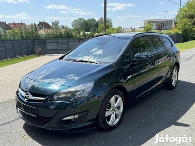 Opel Astra J Sports Tourer 1.4 T Cosmo 3 Év GAR...