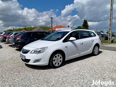 Opel Astra J Sports Tourer 1.7 CDTI Enjoy Digit...