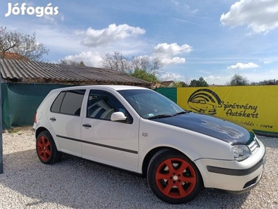 Volkswagen Golf 1.9 TDI Comfortline Autóbeszámí...