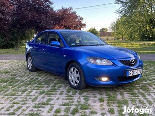 Mazda 3 1.6 CE.