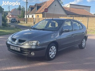 Renault Megane 1.4 16V Alize