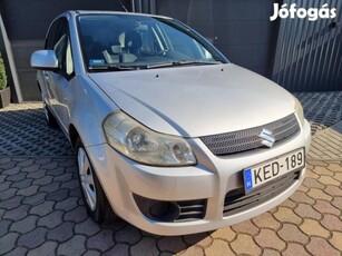 Suzuki SX4 1.5 GLX AC Garantált KM Futás. Makul...