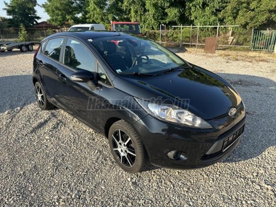 FORD FIESTA 1.25 Titanium MEGKÍMÉLT.SZÉP ÁLLAPOT! 143e kM!!!