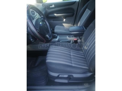 FORD FOCUS 1.4 Trend