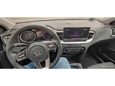 KIA CEE'D Ceed SW 1.4 T-GDI Gold