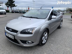 Ford Focus Coupe Cabriolet 2.0 TDCi Titanium bő...