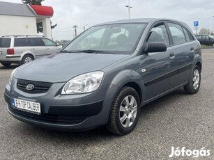 KIA RIO 1.4 EX Cool klíma.friss műszaki.kevés km