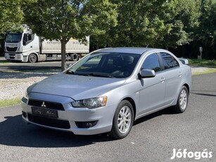 Mitsubishi Lancer 1.6 Sport Téli-Nyári Garnitúr...