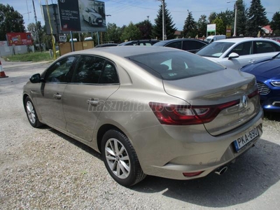 RENAULT MEGANE GrandCoupé 1.6 dCi Intens Head-Up. Led