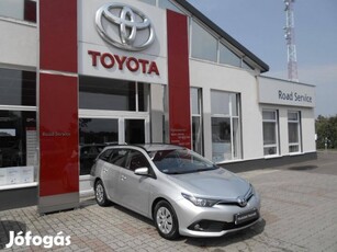 Toyota Auris Touring Sports 1.33 Live Plus