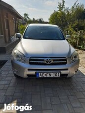 Toyota Rav4 152LE Benzin 4x4 Crossover