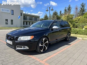 Volvo V70 2.5 T Summum