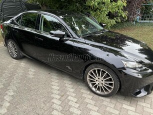 LEXUS IS 300h Comfort (Automata)