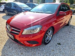 MERCEDES-BENZ A 180 (BlueEFFICIENCY) Style BiXenon-Bőr-Ü.fűtés