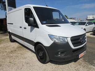 MERCEDES-BENZ SPRINTER 311 CDI 907.631.13 Mo.-on újonnan vásárolt! Szervízkönyv!