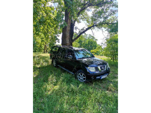 NISSAN NAVARA 4WD Double 2.5D XE