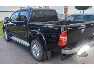 TOYOTA HI LUX Hilux 2.5 D-4D 4x4 Double SR+