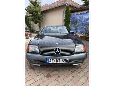 MERCEDES-BENZ SL 300