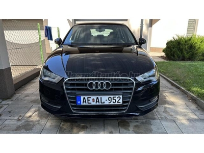 AUDI A3 Sportback 2.0 TDI Ambiente Végig szervizelt - Vonóhorog - Új téli gumik - Garanciával