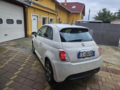 FIAT 500e (Automata)