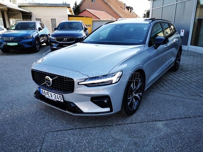 VOLVO V60 2.0 [B4] MHEV Plus Dark DCT KÉSZLETRŐL AZONNAL! GARANCIÁLIS! SOK EXTRA! KEVÉS KM! TÉLI SZETT! ÁFA-s!