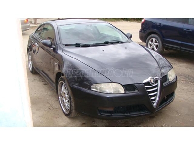 ALFA ROMEO GT 2.0 JTS Distinctive Selespeed