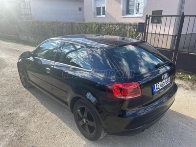 AUDI A3 1.6 TDI e Attraction DPF