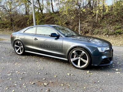 AUDI RS5 Coupé 4.2 V8 FSI quattro S-tronic