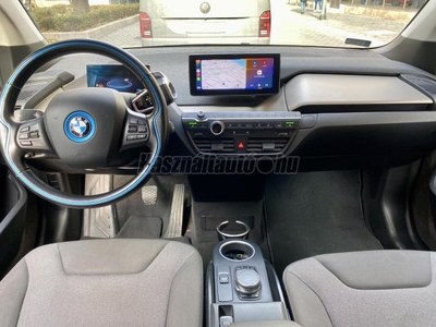 BMW I3 120Ah (Automata) / LED fényszóró/ Telefon tükrözés/ Ülésfűtés/ Professional Navi/ Hőszivattyú