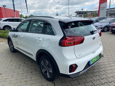 KIA NIRO 1.6 GDI PHEV Silver DCT Szolgálati autó. gyári garanciával