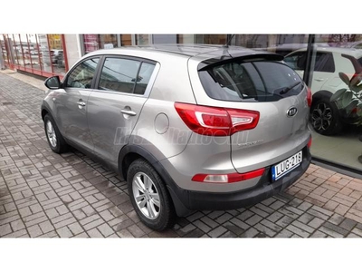 KIA SPORTAGE 1.6 GDI LX MAGYAR + VEZETETT SZERIZKÖNYV + MEGKÍMÉLT ÁLLAPOT