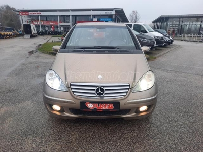 MERCEDES-BENZ A 170 Elegance Autotronic