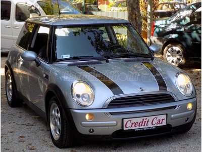 MINI COOPER VÉGIG VEZETETT SZKÖNYV - 22 ÉVE CREDIT CAR