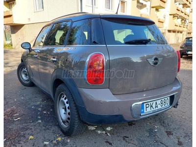 MINI COUNTRYMAN Cooper2.0 D (Automata) / Akár 1 év Garancia!/ 98eKm!/ Vezetett SZK!/ 2. Tulaj!/ Alacsony fogyasztás!