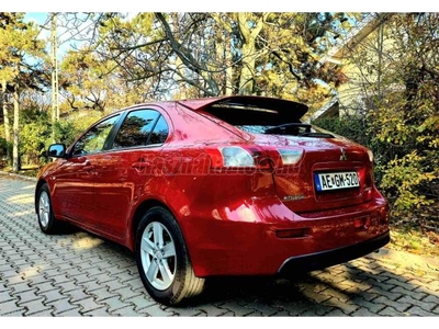 MITSUBISHI LANCER Sportback 1.8 Instyle Ülésfűtés