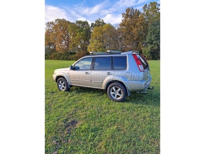 NISSAN X-TRAIL 2.5 Elegance Mod. 2004. T30