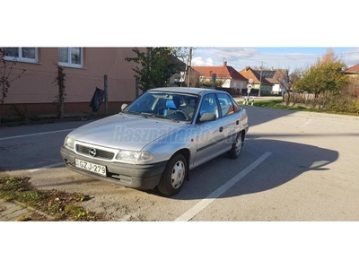 OPEL ASTRA F 1.4 Classic GL