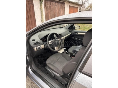 OPEL ASTRA H 1.4 Enjoy