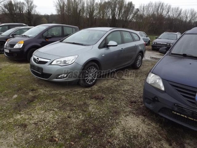 OPEL ASTRA J Sports Tourer 1.4 Selection