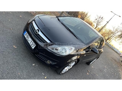 OPEL CORSA D 1.4 Sport 140673 Km. Szép állapot!