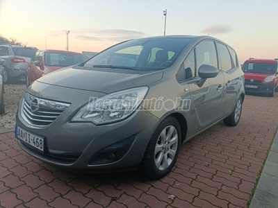 OPEL MERIVA B 1.7 CDTI Cosmo