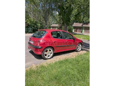 PEUGEOT 206 1.4 HDi Presence