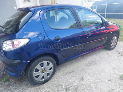 PEUGEOT 206 2.0 HDi Premium